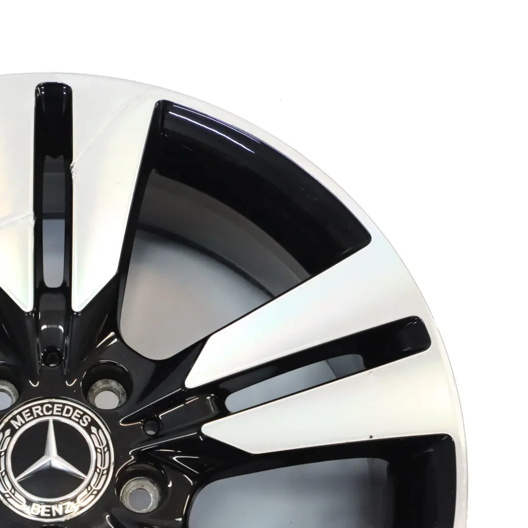 Cerchio in lega nero 18" ET:52 7,5J 5 doppie razze per Mercedes W176 con numero di parte A2464010402 Mercedes W176 Cerchio in lega nero 18" ET:52 7,5J 5 doppie razze - SKU A2464010402-3 - Numero di parte A2464010402