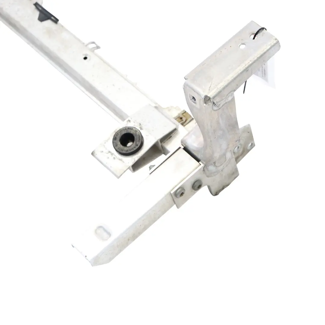 Puntone anteriore inferiore supporto supporto per Mercedes W176 W246 con numero di parte A2466200019 Mercedes W176 W246 Puntone anteriore inferiore supporto supporto - SKU A2466200019 - Numero di parte A2466200019