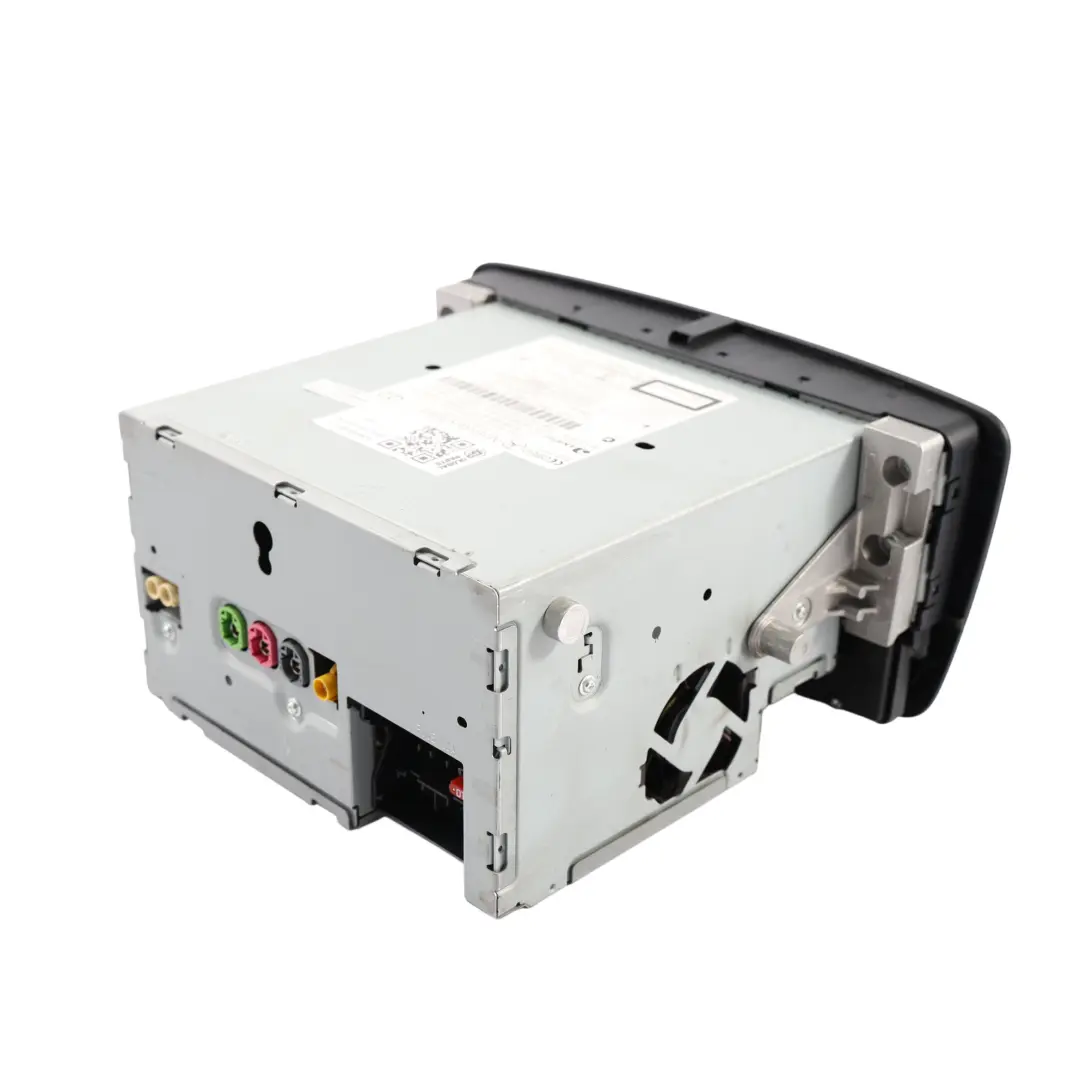 Radio Hauptgerät COMAND Navi Player Steuergerät für Mercedes W176 W246 mit Teilenummer A2469000012 Mercedes W176 W246 Radio Hauptgerät COMAND Navi Player Steuergerät - SKU A2469000012-2 - Teilenummer A2469000012