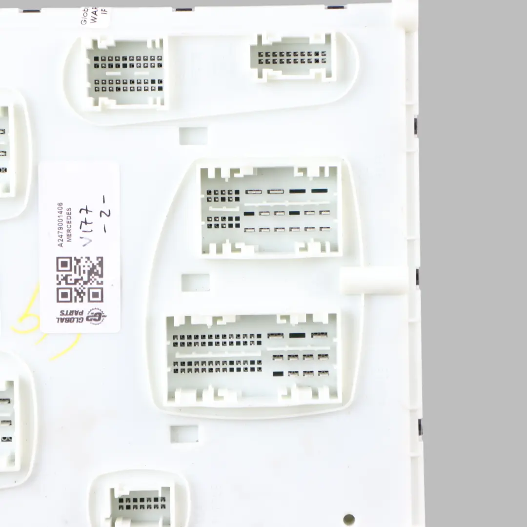 Module Mercedes CLA C118 W177 W247 Body Control Unit ECU to BCM V2 with Part number A2479001406 BCM V2 Module Mercedes CLA C118 W177 W247 Body Control Unit ECU - SKU A2479001406 - Part number A2479001406