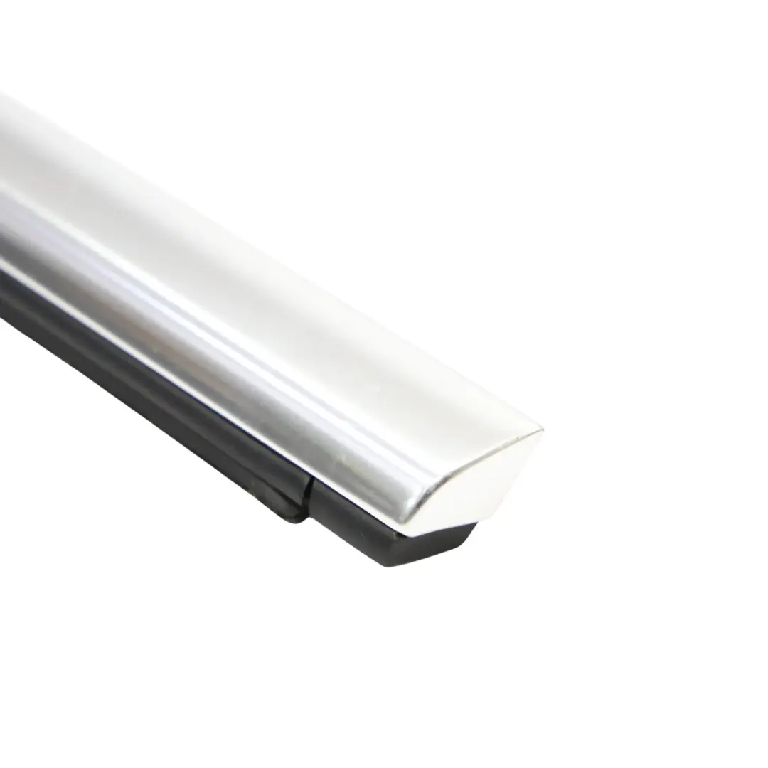 Ventana Moldura Trasera Puerta Tira Trim Derecha para Mercedes GLC X253 con número de pieza A2537300224 Mercedes GLC X253 Ventana Moldura Trasera Puerta Tira Trim Derecha - SKU A2537300224 - Número de pieza A2537300224