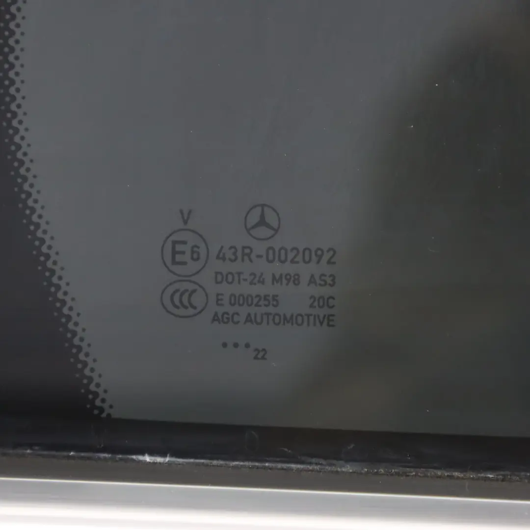 Mercedes X253 Puerta Trasera Derecha Negro Obsidiana Metalizado - 197 - SKU A2537307404-OB - Número de pieza A2537307404