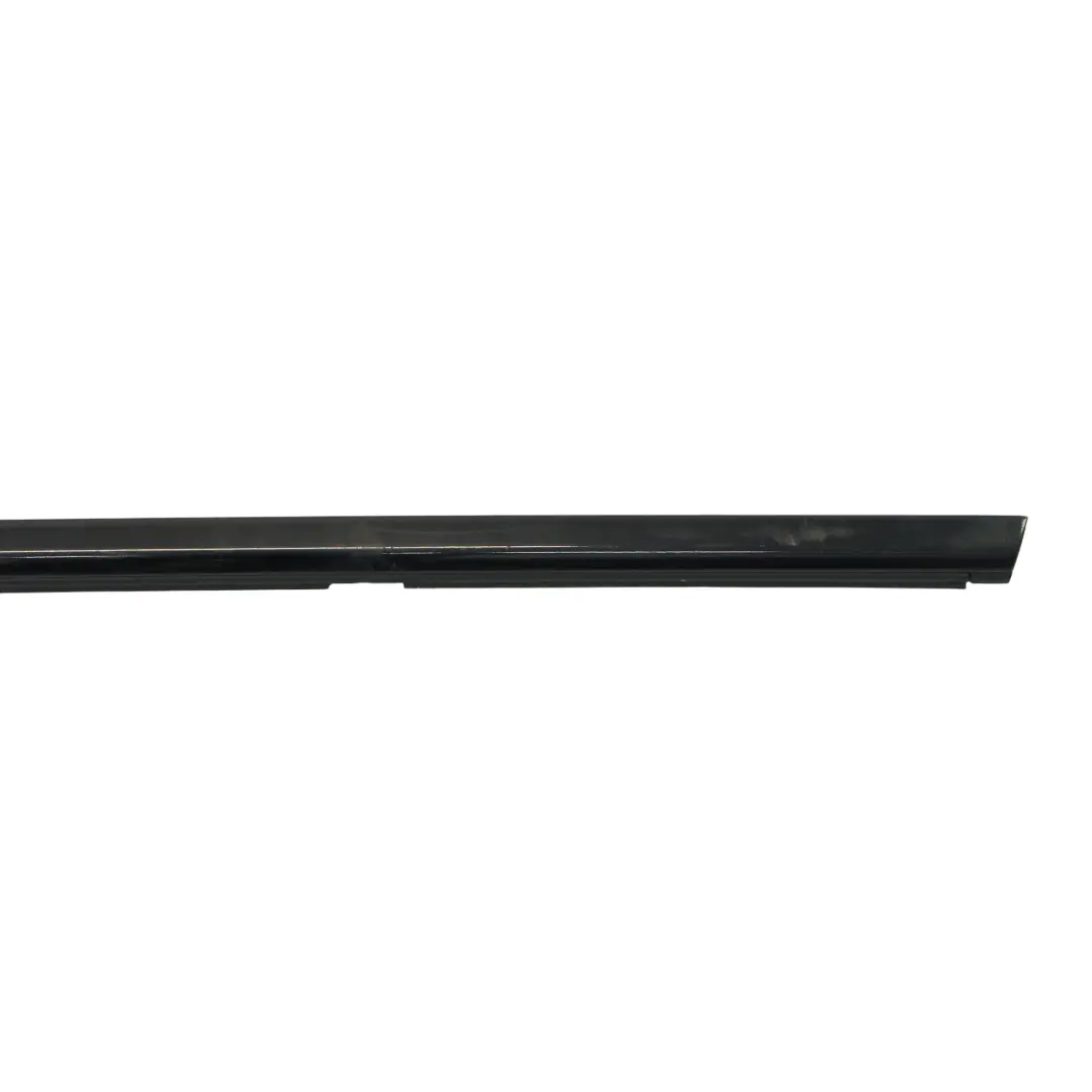 Mercedes C253 Joint D'Étanchéité De Porte Avant Droite - SKU A2537308604 - Numéro de pièce A2537308604