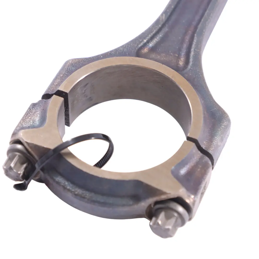 M264.915 Tłok Korbowodu Silnika Benzynowego do Mercedes W205 o numerze A2640301900 Mercedes W205 M264.915 Tłok Korbowodu Silnika Benzynowego - SKU A2640301900 - Numer Części A2640301900