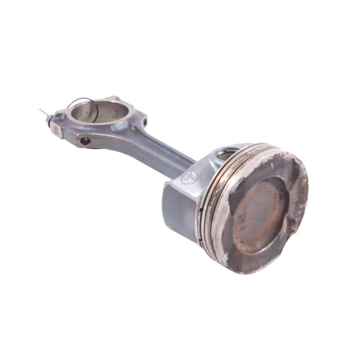 M264.915 Petrol Engine Connecting Rod Piston to Mercedes W205 with Part number A2640301900 Mercedes W205 M264.915 Petrol Engine Connecting Rod Piston - SKU A2640301900 - Part number A2640301900