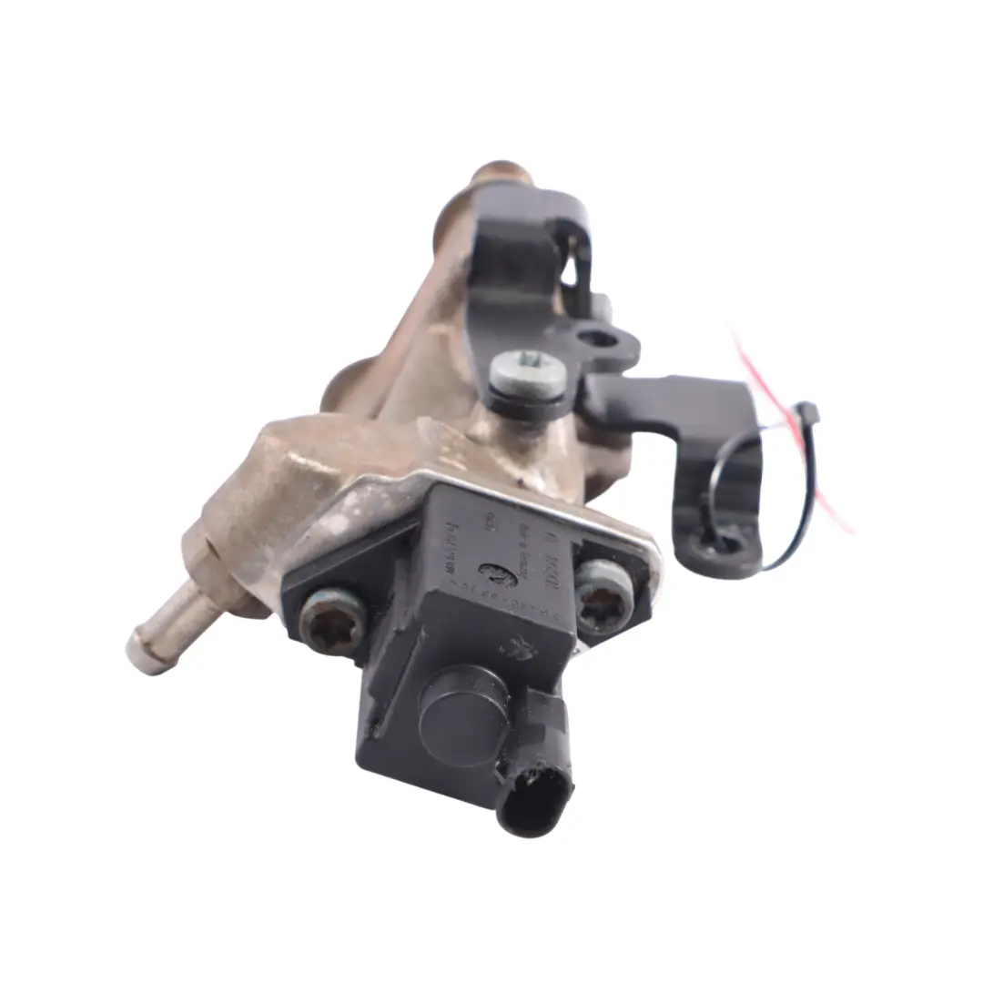  Distributeur Moteur Essence Injection Mercedes W204 C219 W221 CGI - SKU A2720701695 - Numéro de pièce A2720701695