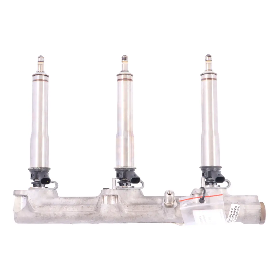 Ein Spritz Düsen Schiene Für Mercedes C219 M272 Benzin Motor für mit Teilenummer A2720705132 Ein Spritz Düsen Schiene Für Mercedes C219 M272 Benzin Motor - SKU A2720705132 - Teilenummer A2720705132