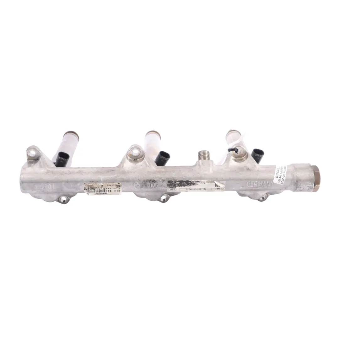 Mercedes C219 M272 Petrol Engine Fuel Injector Nozzle Rail - SKU A2720705132 - Part number A2720705132