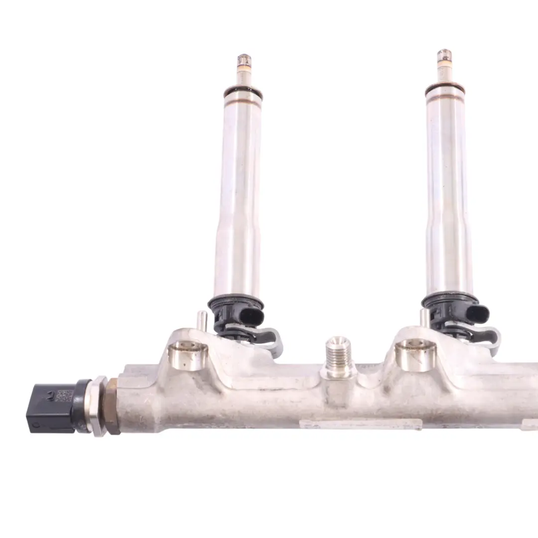 Mercedes C219 M272 Petrol Engine Fuel Injector Nozzle Rail - SKU A2720705332 - Part number A2720705332