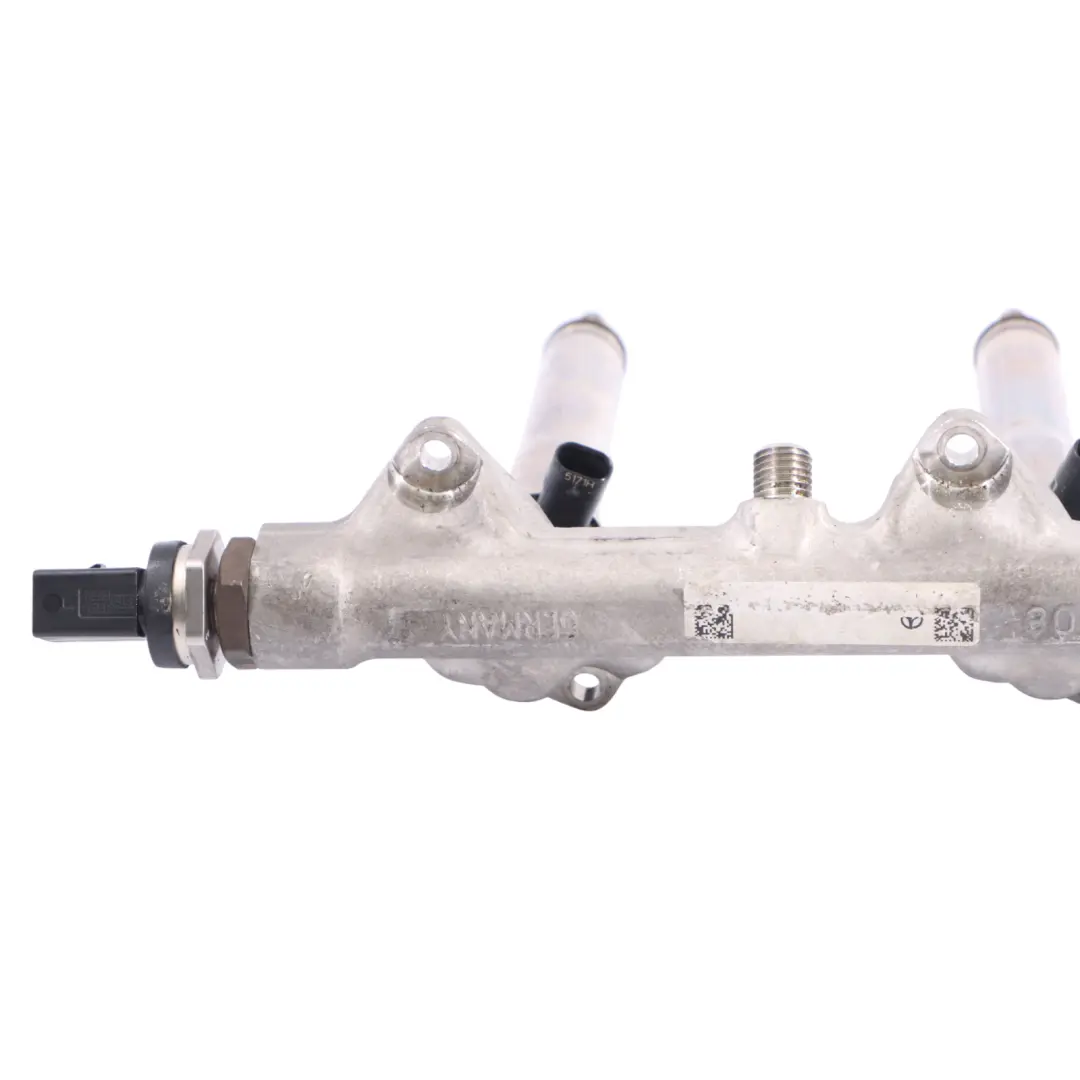 Mercedes C219 M272 Petrol Engine Fuel Injector Nozzle Rail - SKU A2720705332 - Part number A2720705332