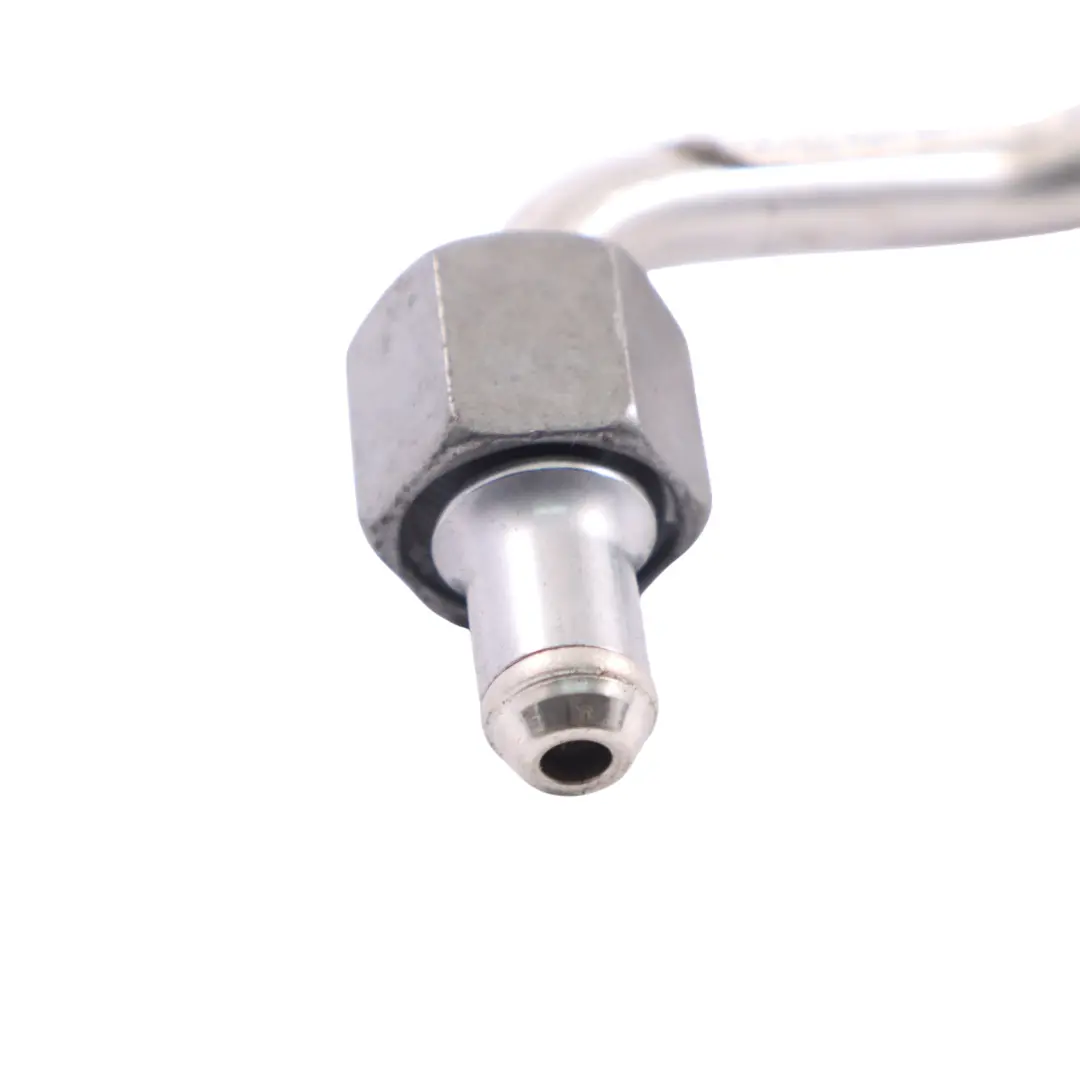 Tubo Flessibile Alta Pressione Carburante per Mercedes W213 C238 M276 con numero di parte A2760703132 Mercedes W213 C238 M276 Tubo Flessibile Alta Pressione Carburante - SKU A2760703132 - Numero di parte A2760703132