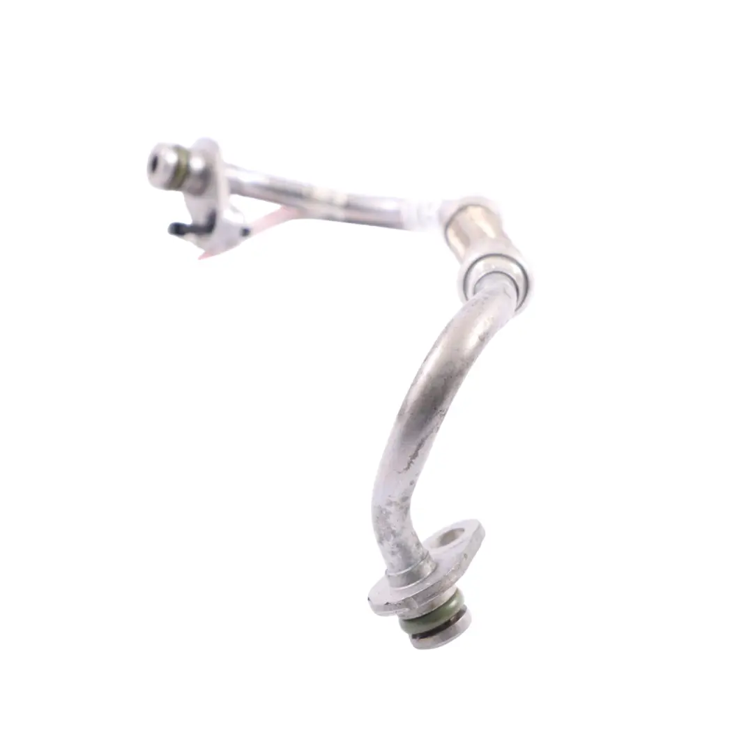 Línea Alimentación Aceite Turbo Derecha para Mercedes W212 W213 A238 M276 con número de pieza A2760900477 Mercedes W212 W213 A238 M276 Línea Alimentación Aceite Turbo Derecha - SKU A2760900477 - Número de pieza A2760900477