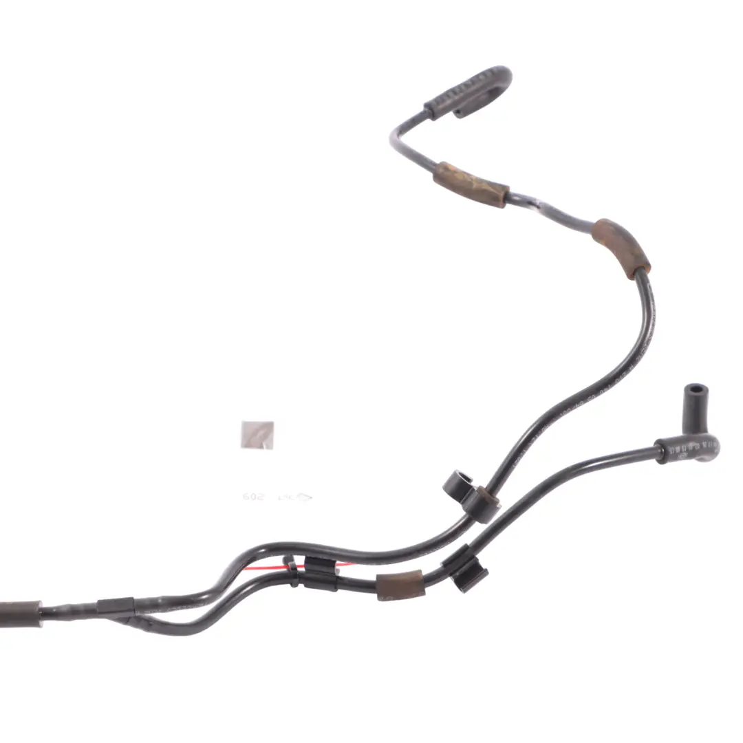 Wąż Przewód Podciśnienia Turbosprężarki do Mercedes W205 C207 W213 o numerze A2761400564 Mercedes W205 C207 W213 Wąż Przewód Podciśnienia Turbosprężarki - SKU A2761400564 - Numer Części A2761400564