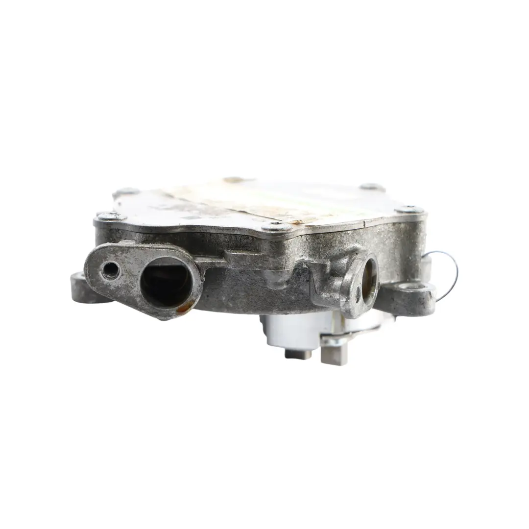 Vacuum Pump to Mercedes W204 W205 C207 W212 W213 Petrol Engine with Part number A2762300265 Mercedes W204 W205 C207 W212 W213 Petrol Engine Vacuum Pump - SKU A2762300265-1 - Part number A2762300265