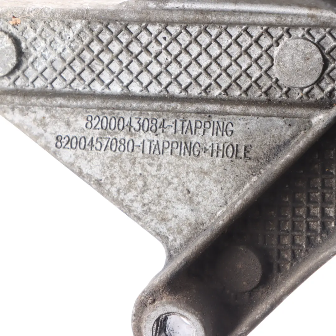 Mounting Mount Holder Bracket 8200043084 8200457080 to Mercedes W415 Engine with Part number A4153640240 Mercedes W415 Engine Mounting Mount Holder Bracket 8200043084 8200457080 - SKU A4153640240 - Part number A4153640240