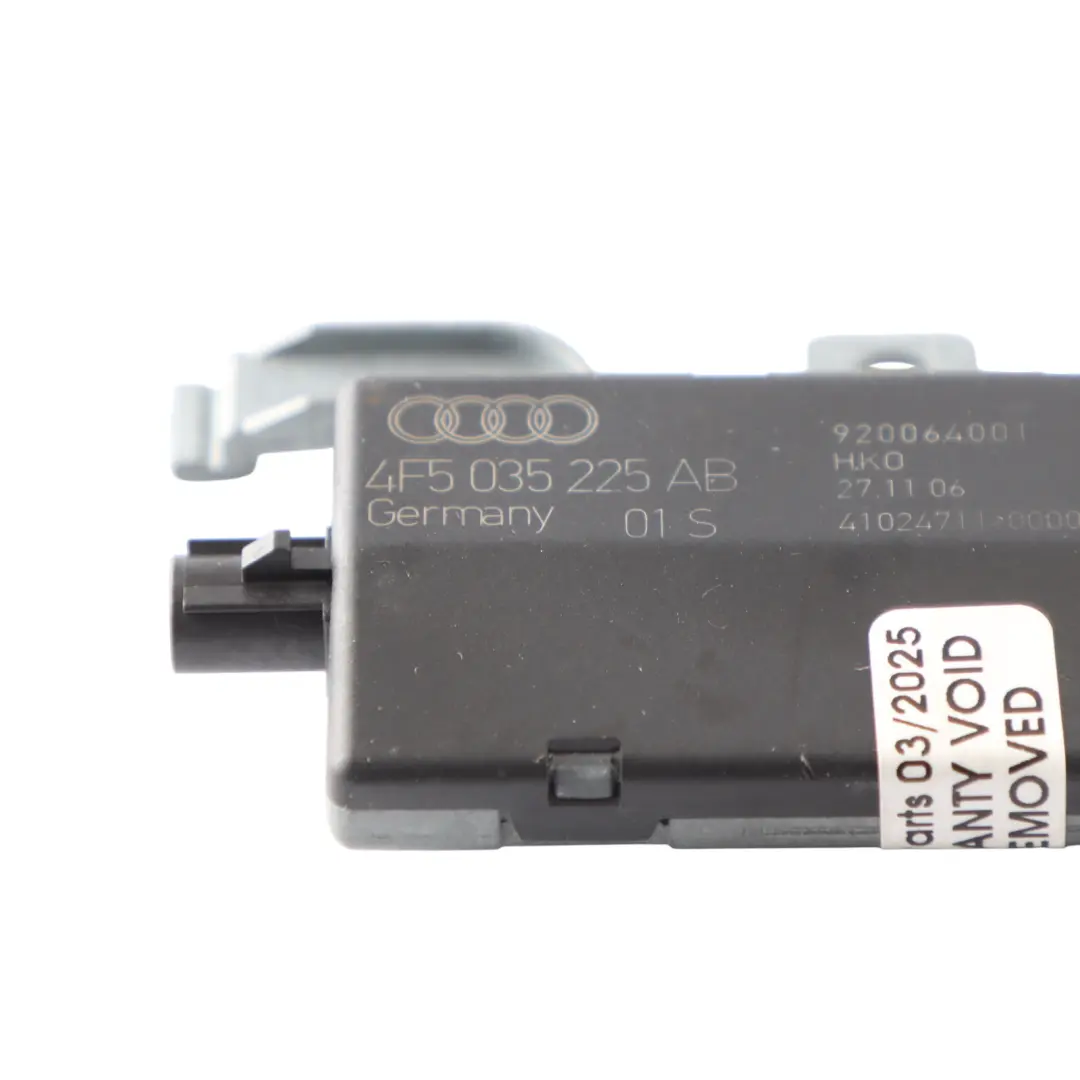 Radio Aerial Antenna Amplifier FM 4F5035225M to Audi S6 C6 with Part number 4F5035225AB Audi S6 C6 Radio Aerial Antenna Amplifier FM 4F5035225M - SKU 4F5035225AB - Part number 4F5035225AB