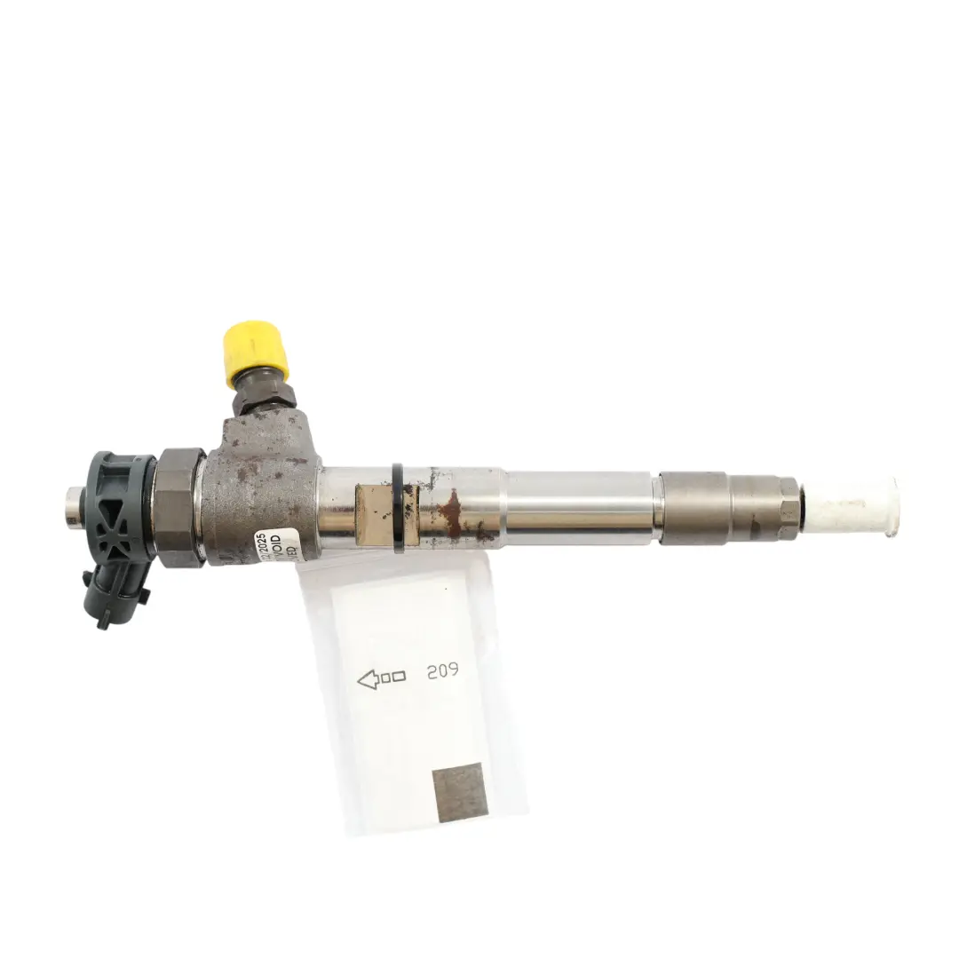 OM608 Diesel Fuel Injector Injection Nozzle to Mercedes V177 with Part number A6080700087 Mercedes V177 OM608 Diesel Fuel Injector Injection Nozzle - SKU A6080700087 - Part number A6080700087