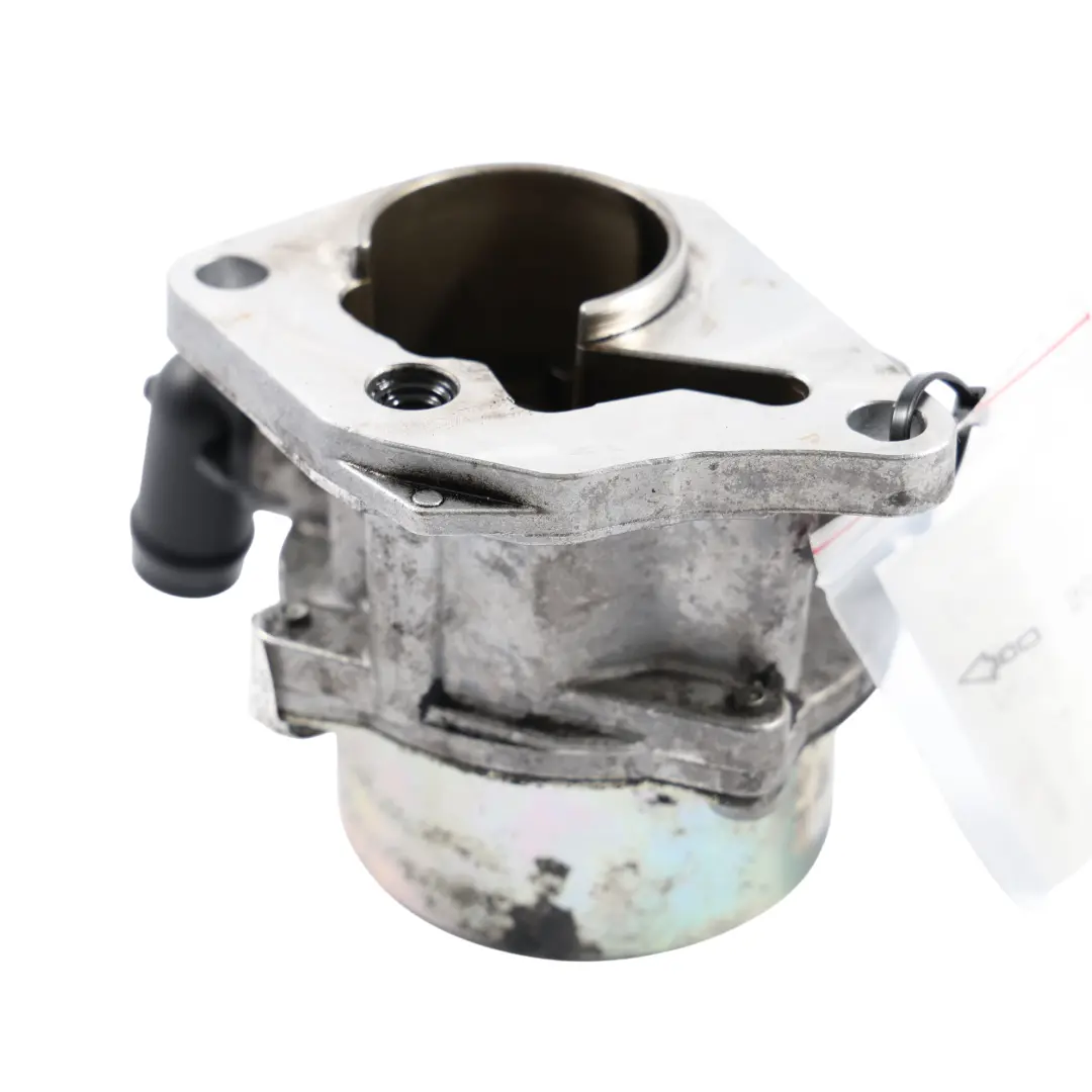 OM608 Diesel Engine Vacuum Pump to Mercedes V177 with Part number A6080900900 Mercedes V177 OM608 Diesel Engine Vacuum Pump - SKU A6080900900 - Part number A6080900900