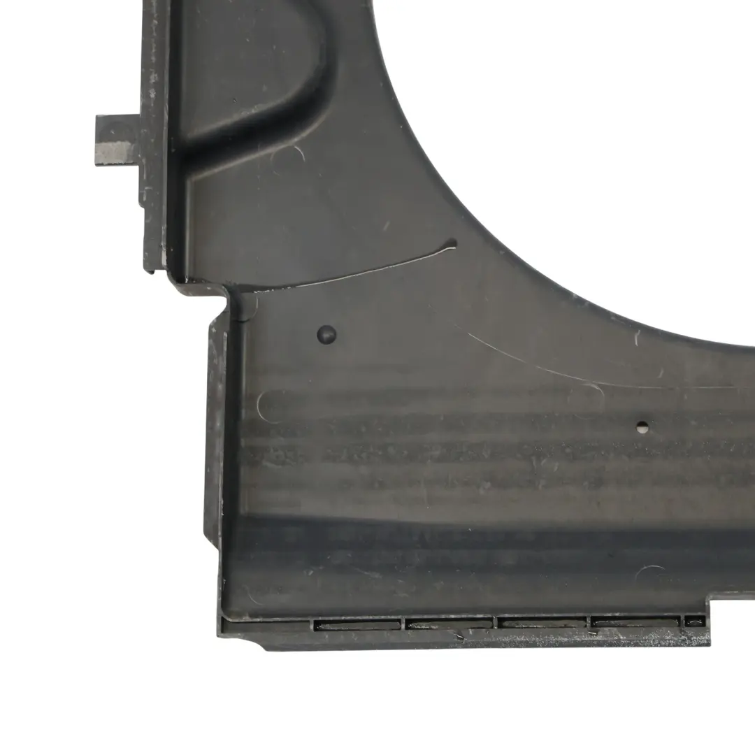 Cooling Radiator Fan Shroud Cover Housing to Mercedes Vito W639 with Part number A6395004100 Mercedes Vito W639 Cooling Radiator Fan Shroud Cover Housing - SKU A6395004100 - Part number A6395004100