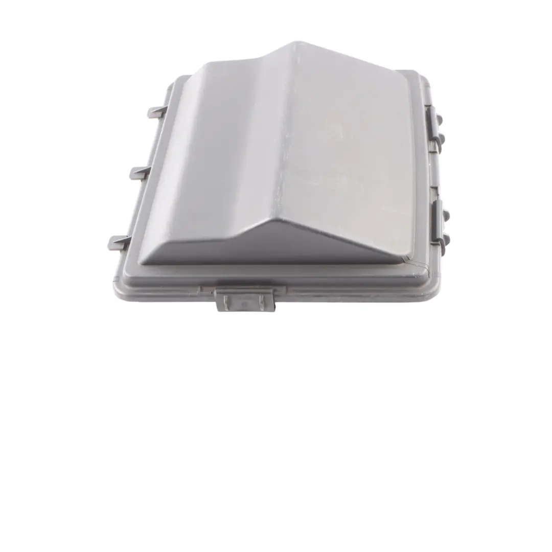 Coperchio Scatola Fusibili Batteria Rivestimento per Mercedes Vito W639 con numero di parte A6395450003 Mercedes Vito W639 Coperchio Scatola Fusibili Batteria Rivestimento - SKU A6395450003 - Numero di parte A6395450003