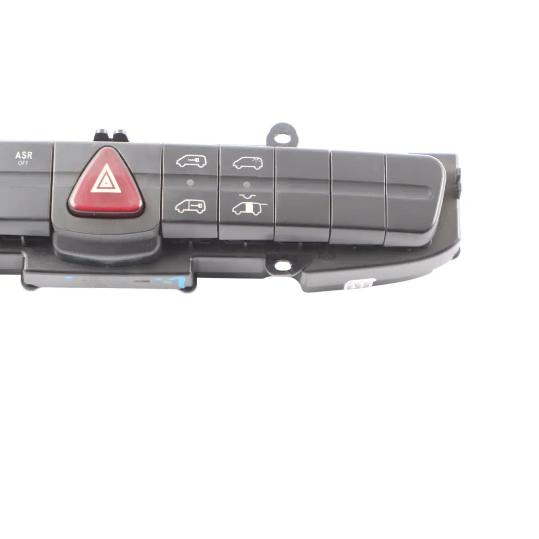 Interruttore Pannello controllo Hazard ASR Pulsante di blocco per Mercedes Vito W639 con numero di parte A6395455207 Mercedes Vito W639 Interruttore Pannello controllo Hazard ASR Pulsante di blocco - SKU A6395455207-2 - Numero di parte A6395455207