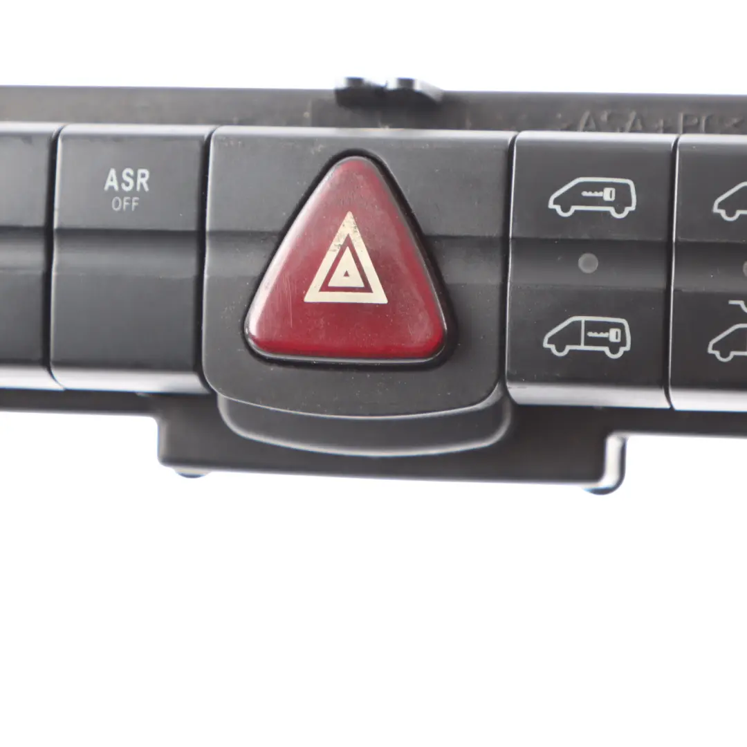 Mercedes Vito W639 Schalter Bedienfeld Hazard ASR Verriegelungstaste - SKU A6395455207-2 - Teilenummer A6395455207