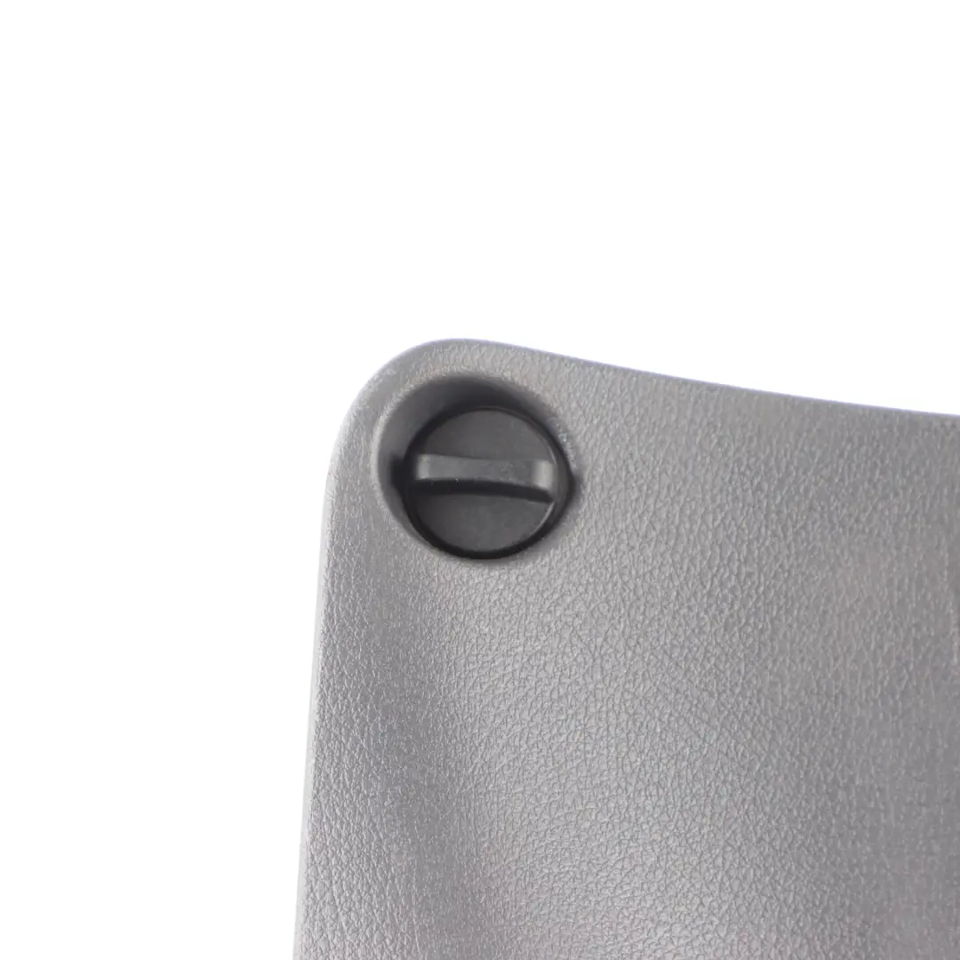 Interior Panel Lateral Trasero Izquierdo Tapa para Mercedes Vito W639 con número de pieza A6396901530 Mercedes Vito W639 Interior Panel Lateral Trasero Izquierdo Tapa - SKU A6396901530 - Número de pieza A6396901530