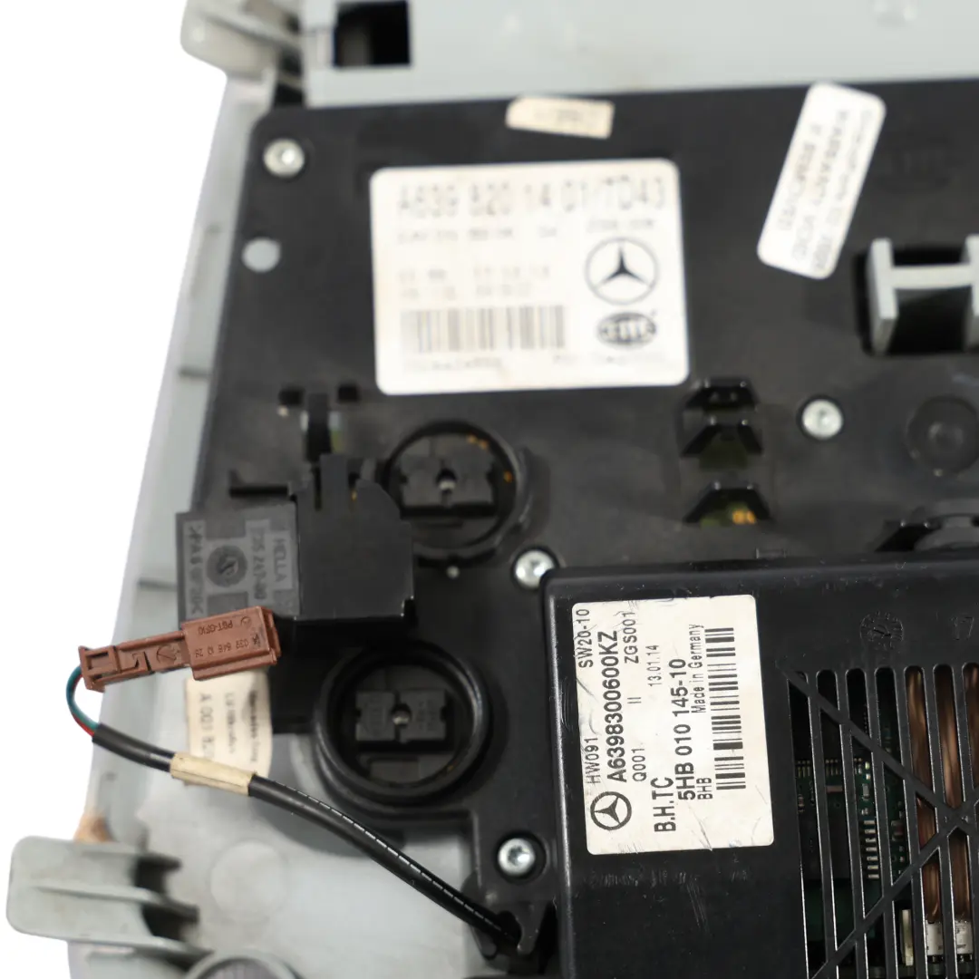 Mercedes W639 LCI Switch Unit Roof Interior Reading Light - SKU A6398201401 - Part number A6398201401