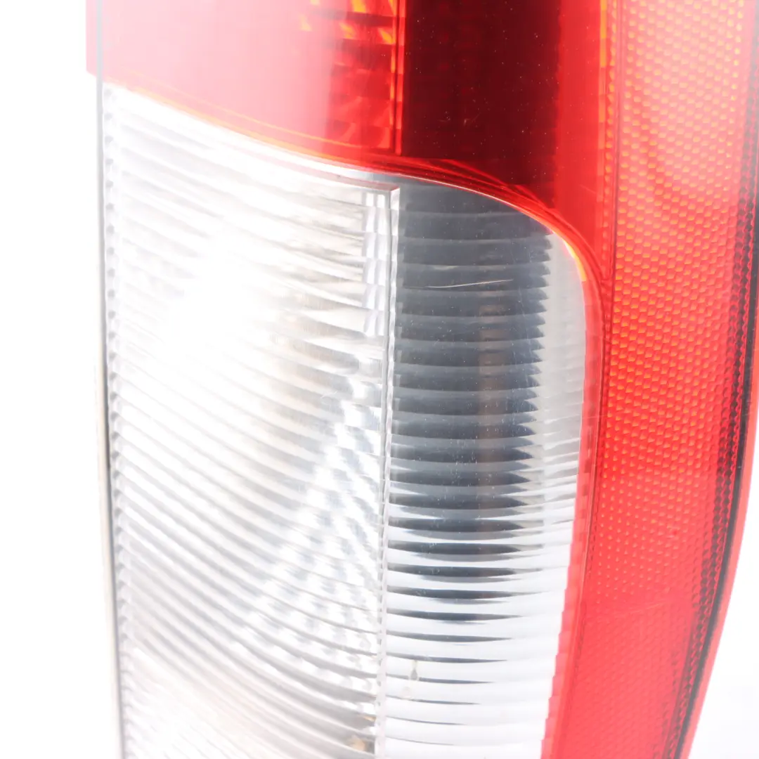 Fanale posteriore Mercedes W639 Destra Fanale posteriore laterale per con numero di parte A6398201764 Fanale posteriore Mercedes W639 Destra Fanale posteriore laterale - SKU A6398201764-2 - Numero di parte A6398201764