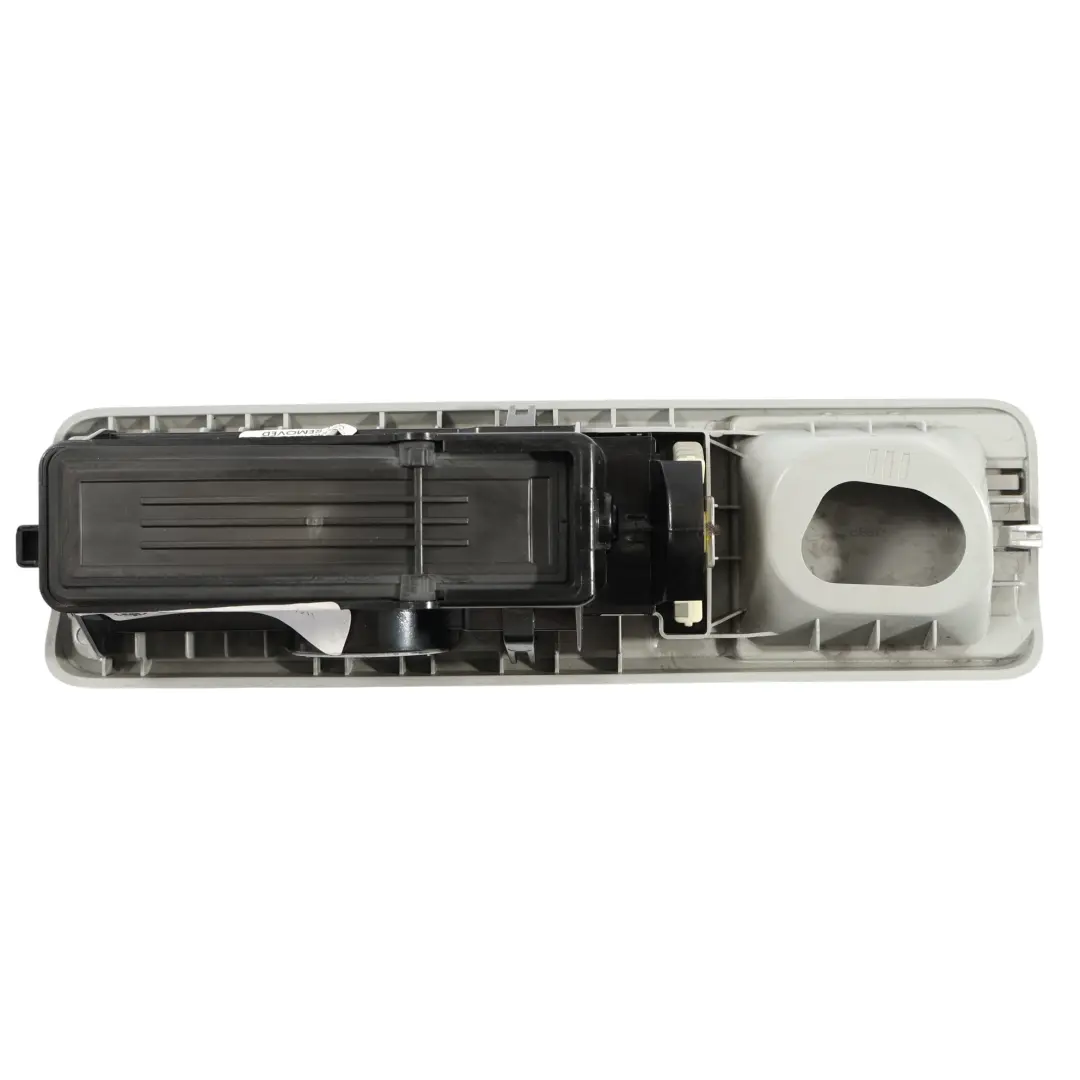 Bocchetta D'Aria Posteriore Griglia Grigio per Mercedes Vito W639 con numero di parte A6398302354 Mercedes Vito W639 Bocchetta D'Aria Posteriore Griglia Grigio - SKU A6398302354 - Numero di parte A6398302354