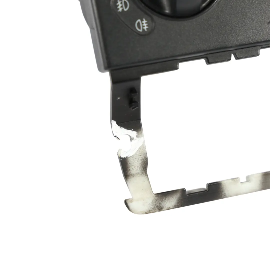 Unidad De Interruptor De Faros Boton Pomo para Mercedes Vito Viano W639 con número de pieza A6399050000 Mercedes Vito Viano W639 Unidad De Interruptor De Faros Boton Pomo - SKU A6399050000-1 - Número de pieza A6399050000