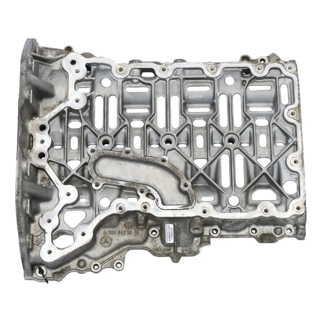 Mercedes W205 C118 OM654 Tapa Del Cárter De Aceite Del Motor Diesel - SKU A6540107410 - Número de pieza A6540107410