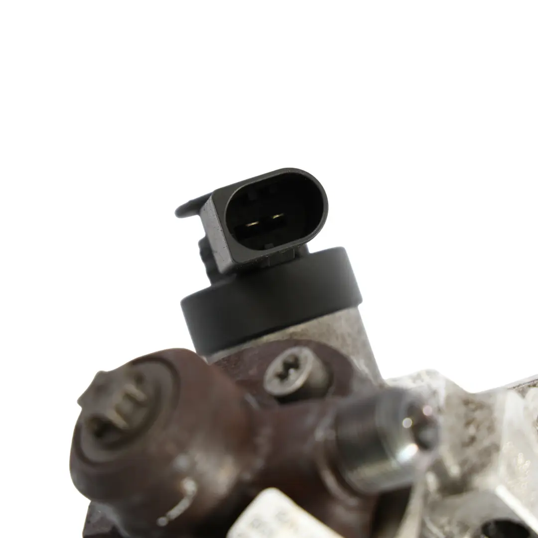  Pompe À Carburant Haute Pression Diesel Mercedes C205 OM654 - SKU A6540704301 - Numéro de pièce A6540704301
