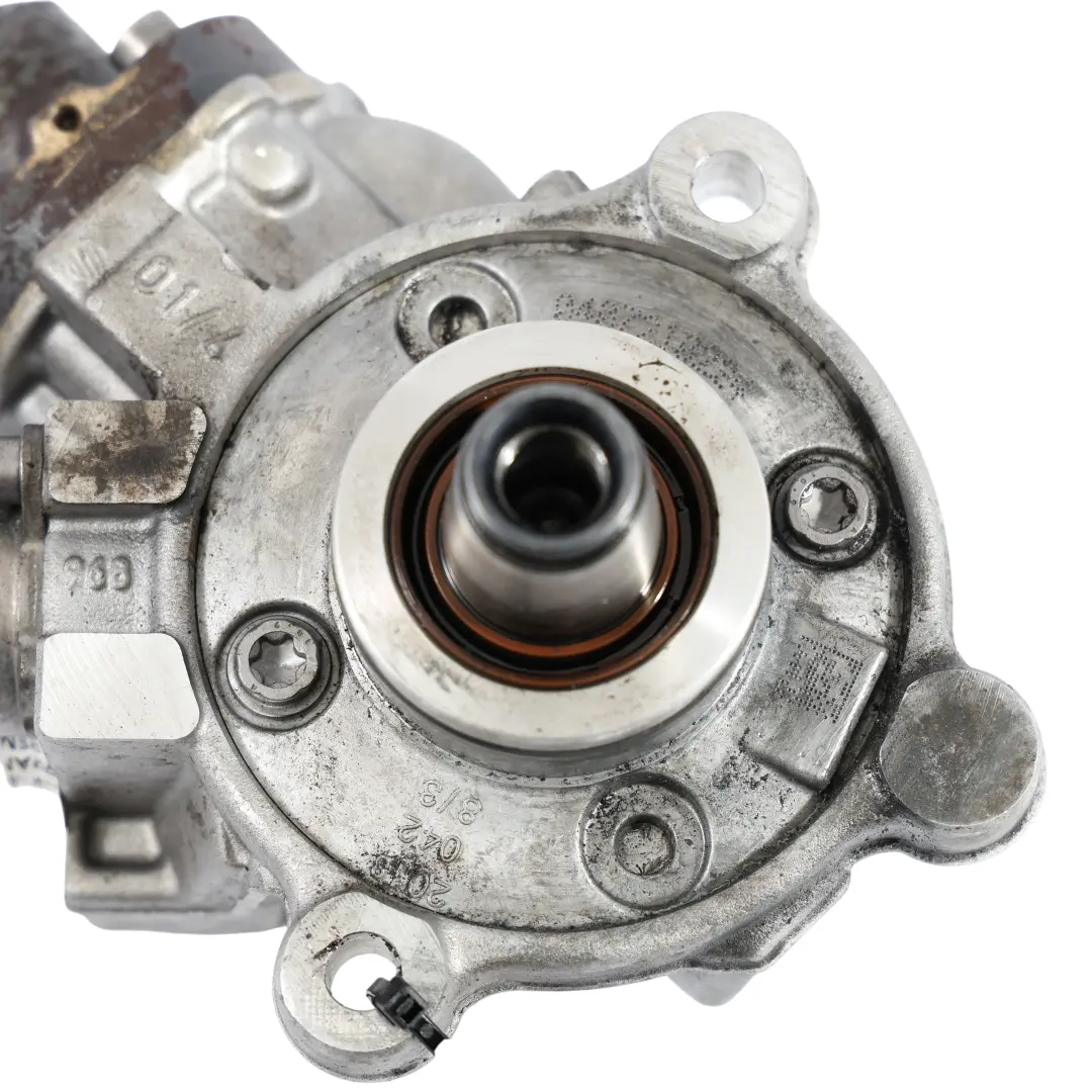 OM654 Diesel High Pressure Fuel Pump Unit to Mercedes C205 with Part number A6540704301 Mercedes C205 OM654 Diesel High Pressure Fuel Pump Unit - SKU A6540704301 - Part number A6540704301