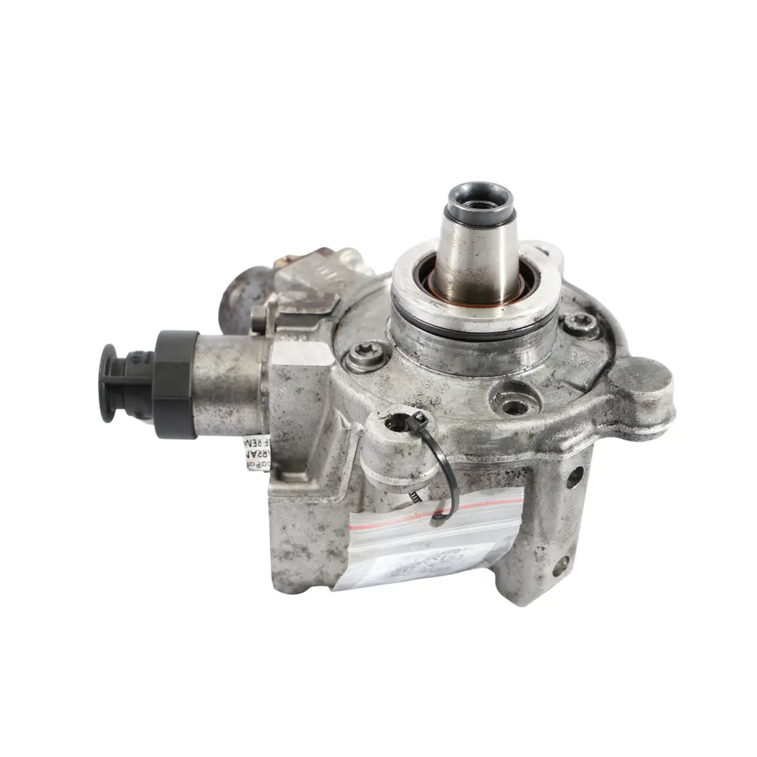 OM654 Diesel High Pressure Fuel Pump Unit to Mercedes C205 with Part number A6540704301 Mercedes C205 OM654 Diesel High Pressure Fuel Pump Unit - SKU A6540704301 - Part number A6540704301