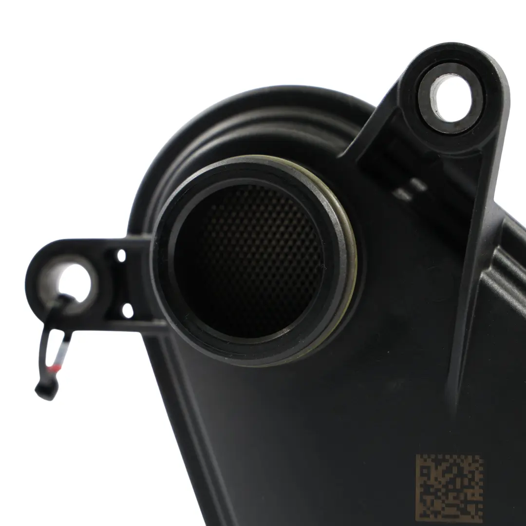 OM654 Tubo Aspirazione Olio Sistema Coppa per Mercedes W213 W238 con numero di parte A6541801451 Mercedes W213 W238 OM654 Tubo Aspirazione Olio Sistema Coppa - SKU A6541801451 - Numero di parte A6541801451