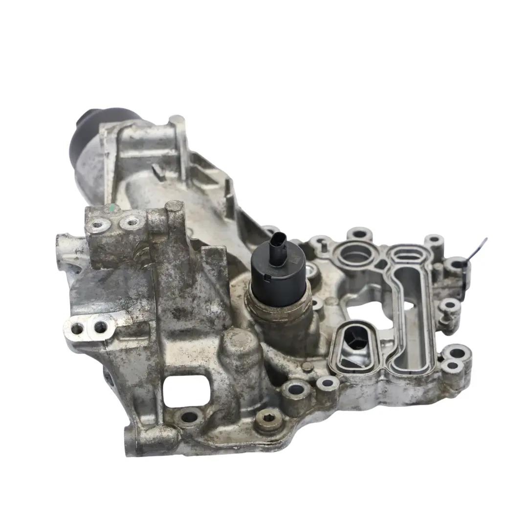 Mercedes W205 Diesel OM654 Filtro Olio Motore Alloggiamento - SKU A6541805700 - Numero di parte A6541805700