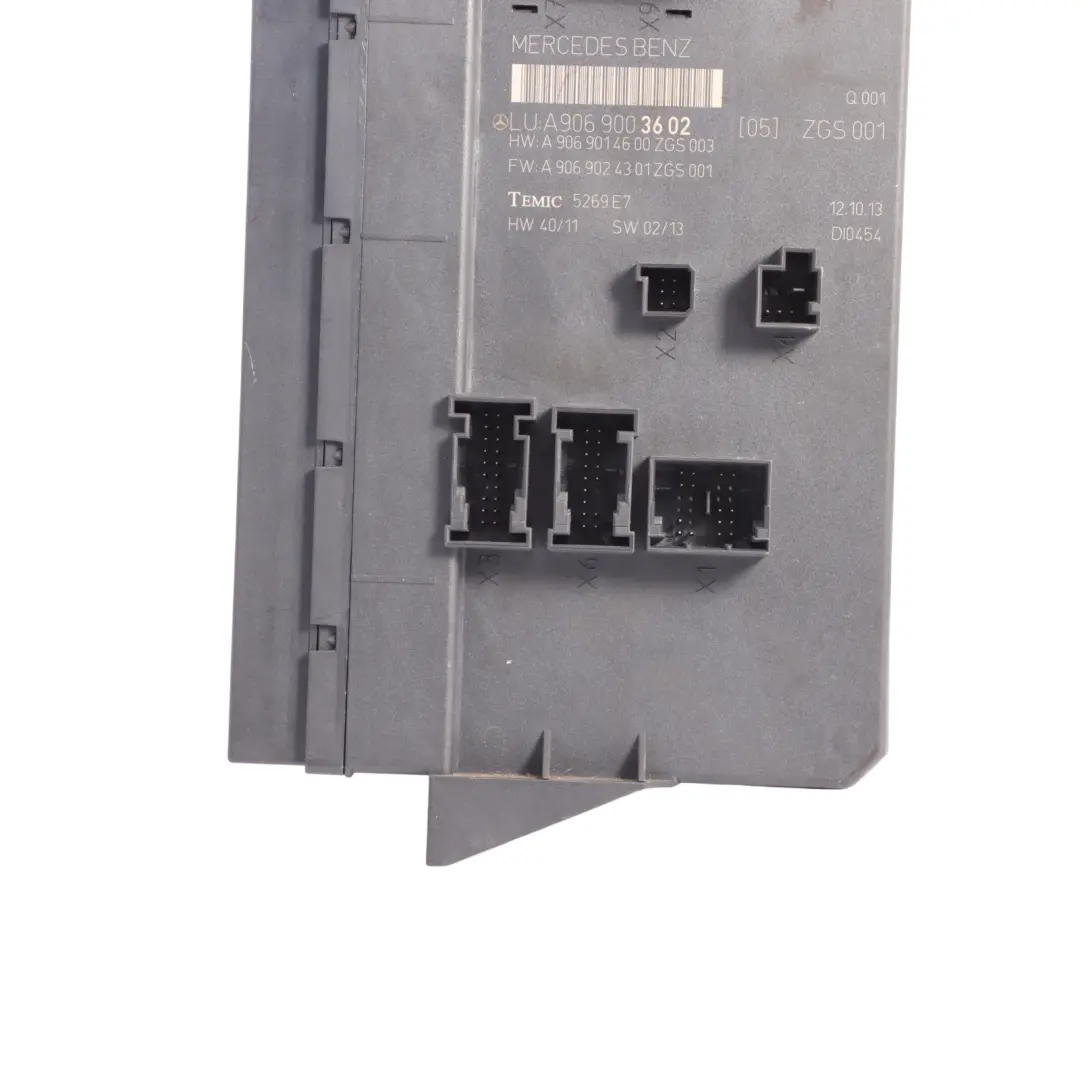 Sam Control Module Fuse Box Unit to Mercedes W906 with Part number A9069003602 Mercedes W906 Sam Control Module Fuse Box Unit - SKU A9069003602 - Part number A9069003602