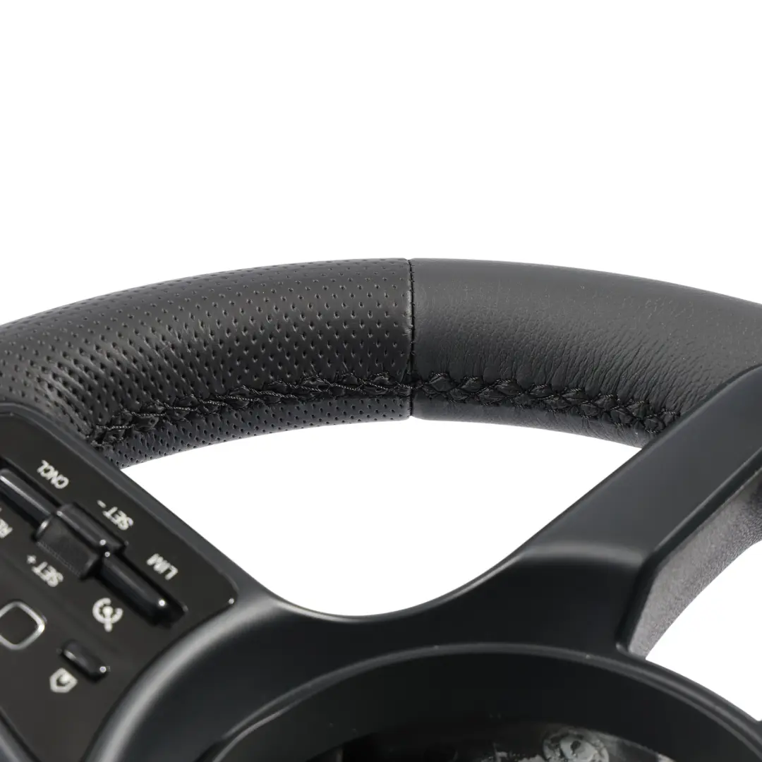W907 Lenkrad NEU Schwarz Leder Schaltwippen für Mercedes Sprinter mit Teilenummer A9074601402 Mercedes Sprinter W907 Lenkrad NEU Schwarz Leder Schaltwippen - SKU A9074601402-1 - Teilenummer A9074601402