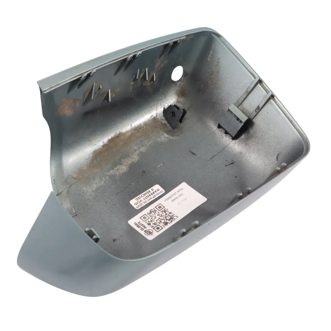 Coque De Rétroviseur Gauche Gris Sterlinggrau - 472 pour BMW X5 E53 à propos du numéro de pièce 0007737 BMW X5 E53 Coque De Rétroviseur Gauche Gris Sterlinggrau - 472 - SKU P0007737-STG - Numéro de pièce 0007737