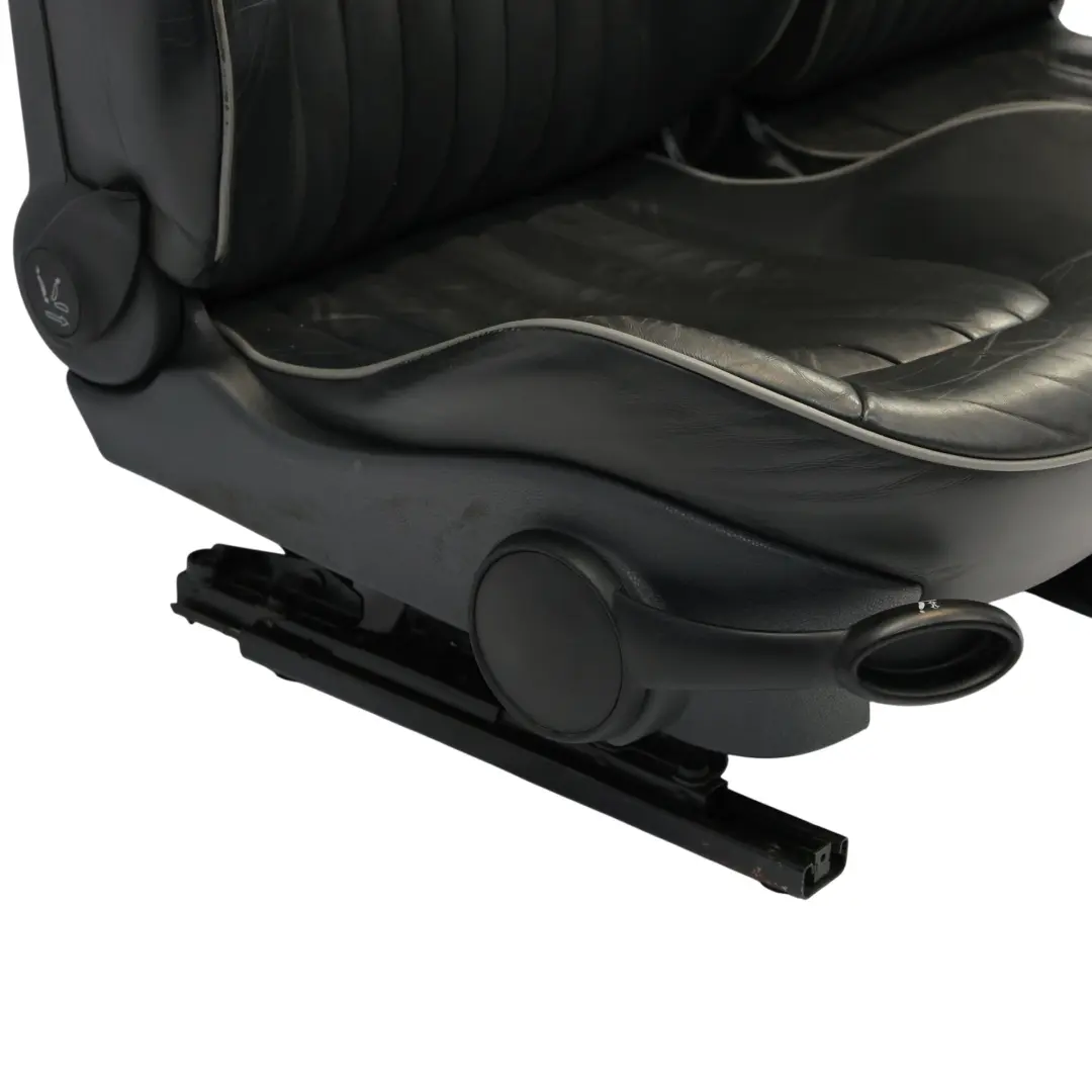  Sedili Pelle Mini R50 English Park Lane Panther Noir Sedile Anteriore Posteriore - SKU R50-ENGLISH-LEATHER-SEATS-LNPN-2 - Numero di parte R50-ENGLISH-LEATHER-SEATS-LNPN