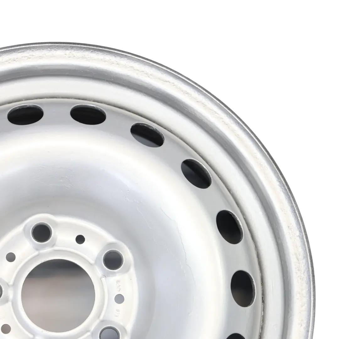 Cerchio In Acciaio Argento 15" ET:44 6J 5X108 per Mercedes W415 Citan con numero di parte RE515023 Mercedes W415 Citan Cerchio In Acciaio Argento 15" ET:44 6J 5X108 - SKU RE515023 - Numero di parte RE515023