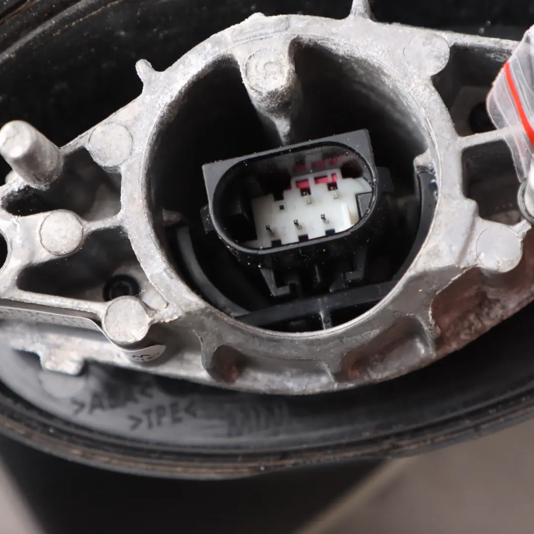 Right Driver Door Wing Mirror O/S Pepper White 850 to Mini Cooper R55 R56 with Part number 2755638 Mini Cooper R55 R56 Right Driver Door Wing Mirror O/S Pepper White 850 - SKU rhd-2755638-PW1 - Part number 2755638