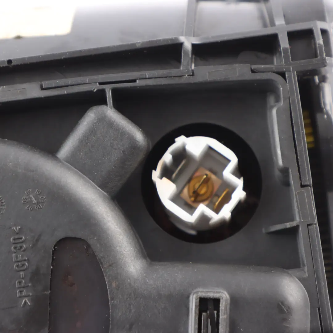 Centre Middle Console Rear Trim Panel 12V Cup Holder to Audi A6 C6 with Part number 4F2862533A Audi A6 C6 Centre Middle Console Rear Trim Panel 12V Cup Holder - SKU RHD-4F2862533A-2 - Part number 4F2862533A