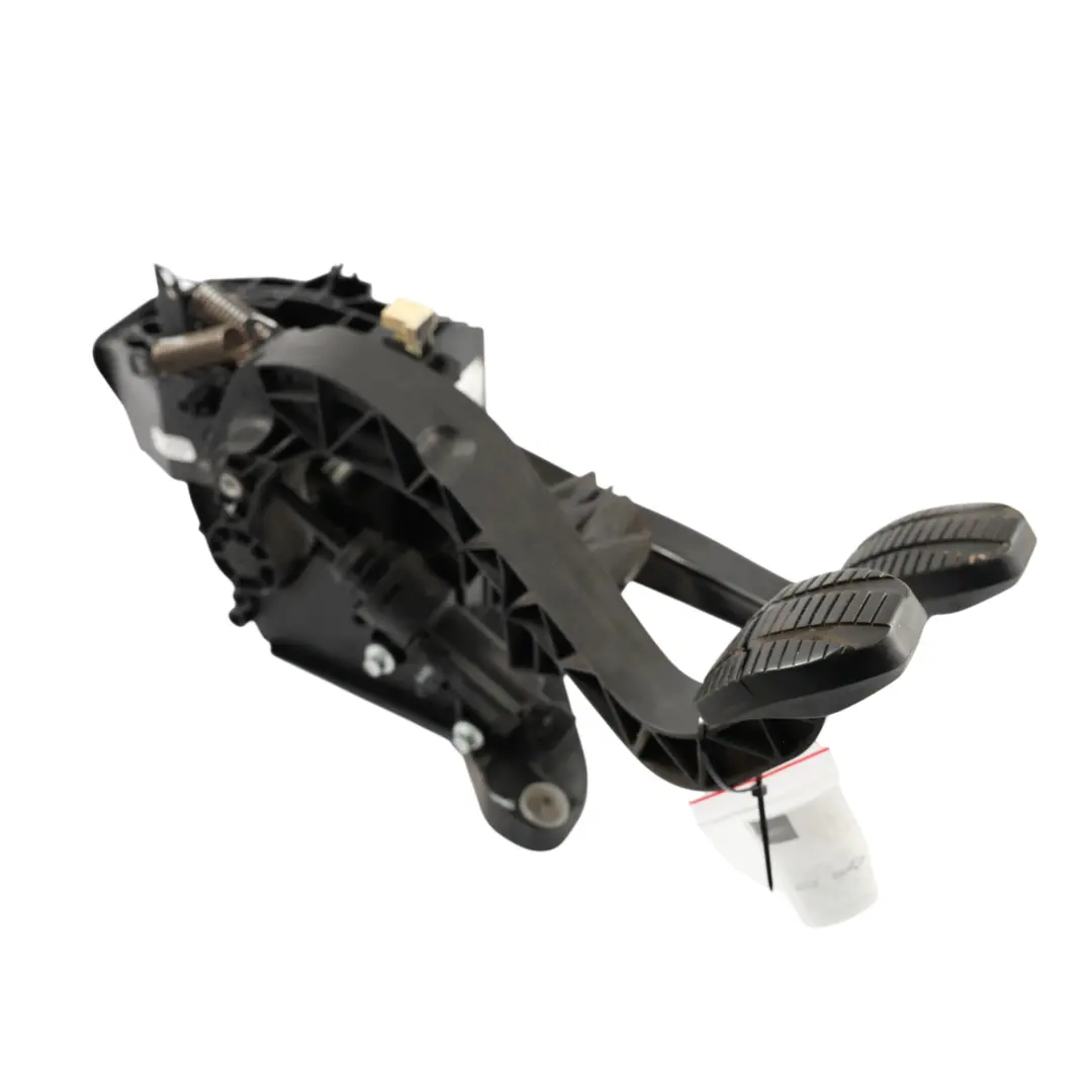 Brake Clutch Support Pedals Set Complete Assembly 6856599 to BMW F40 F45 F46 with Part number 6870849 BMW F40 F45 F46 Brake Clutch Support Pedals Set Complete Assembly 6856599 - SKU rhd-6870849 - Part number 6870849