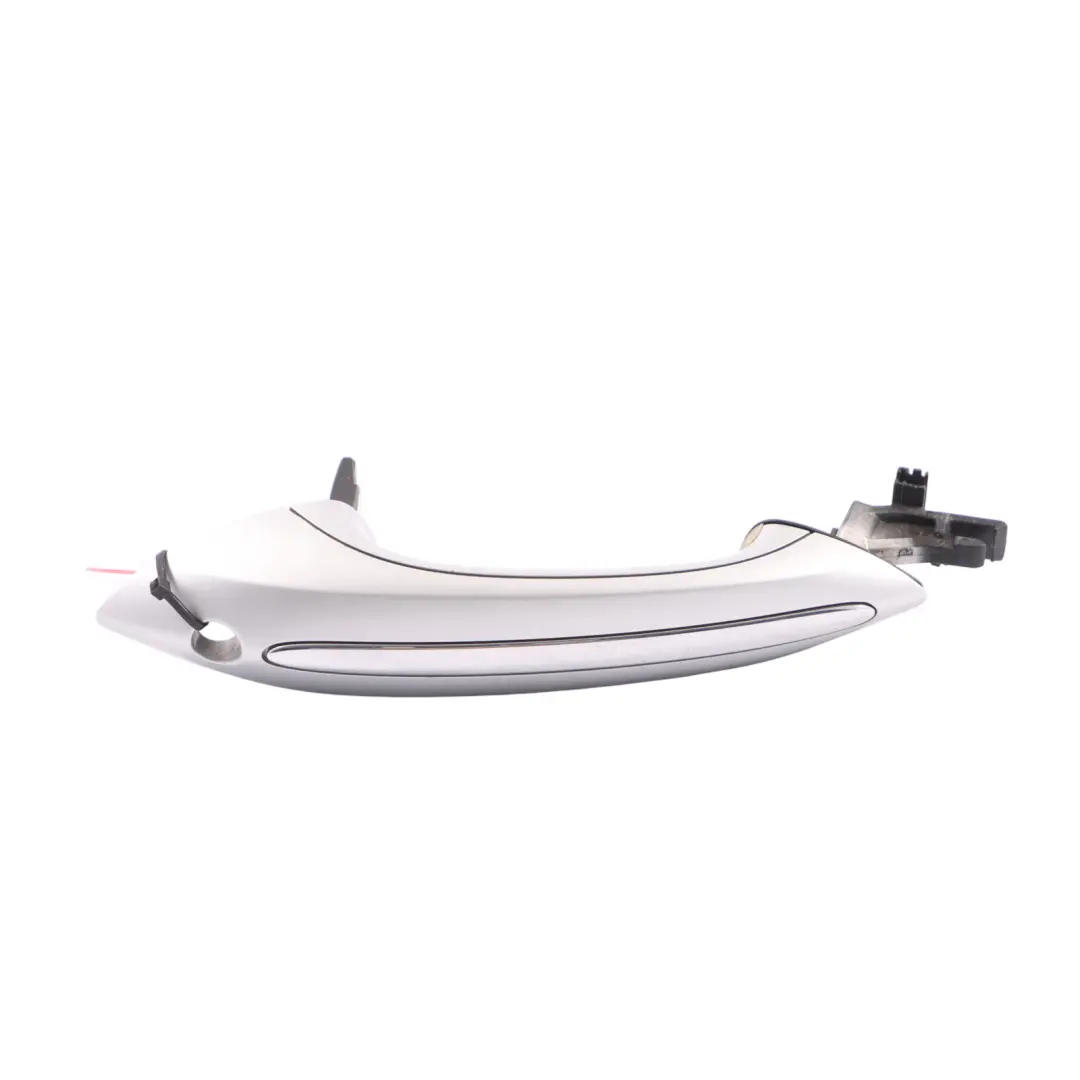 Outside Door Handle Front Right O/S Titansilber Silver - 354 to BMW F07 GT with Part number 7231928 BMW F07 GT Outside Door Handle Front Right O/S Titansilber Silver - 354 - SKU RHD-7231928-TS - Part number 7231928