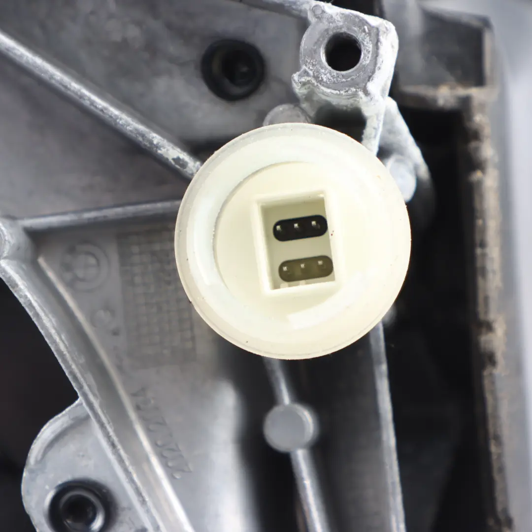 Wing Mirror Heated Right O/S Schwarz 2 Black 668 6 Pins to BMW F20 with Part number 7242704 BMW F20 Wing Mirror Heated Right O/S Schwarz 2 Black 668 6 Pins - SKU rhd-7242704-SCH - Part number 7242704