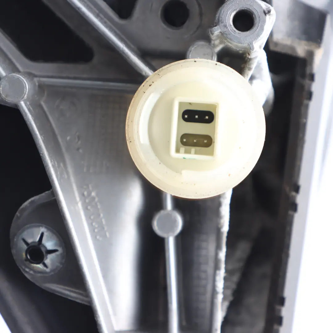 Wing Mirror Base Heated Door Right O/S High Gloss Outside 6 Pins to BMW F20 with Part number 7242780 BMW F20 Wing Mirror Base Heated Door Right O/S High Gloss Outside 6 Pins - SKU rhd-7242780 - Part number 7242780