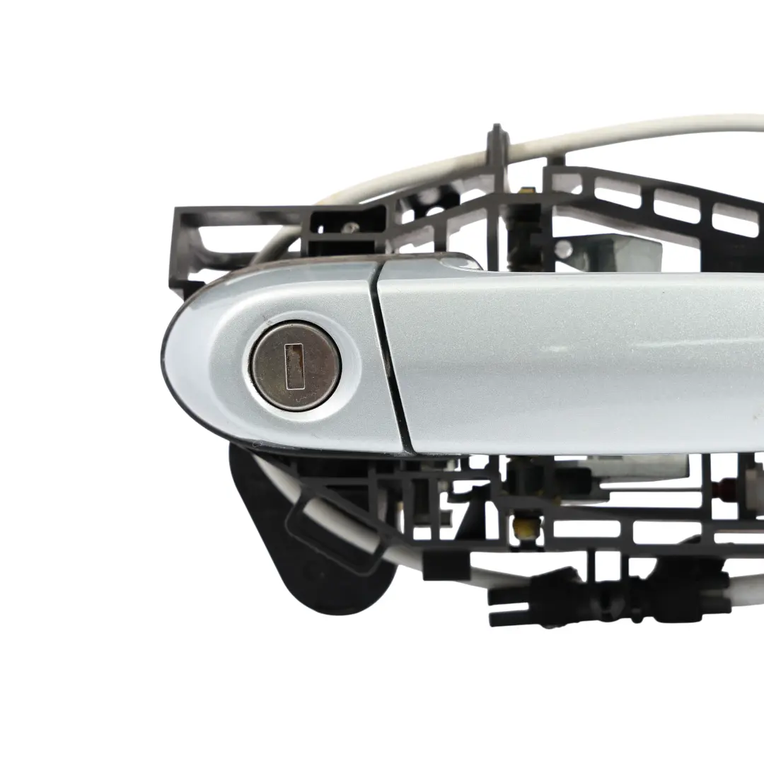 Grab Handle Front Right O/S Door Silverstone II Metallic - A29 to BMW F32 F82 M4 with Part number 7290116 BMW F32 F82 M4 Grab Handle Front Right O/S Door Silverstone II Metallic - A29 - SKU RHD-7290116-SIL - Part number 7290116