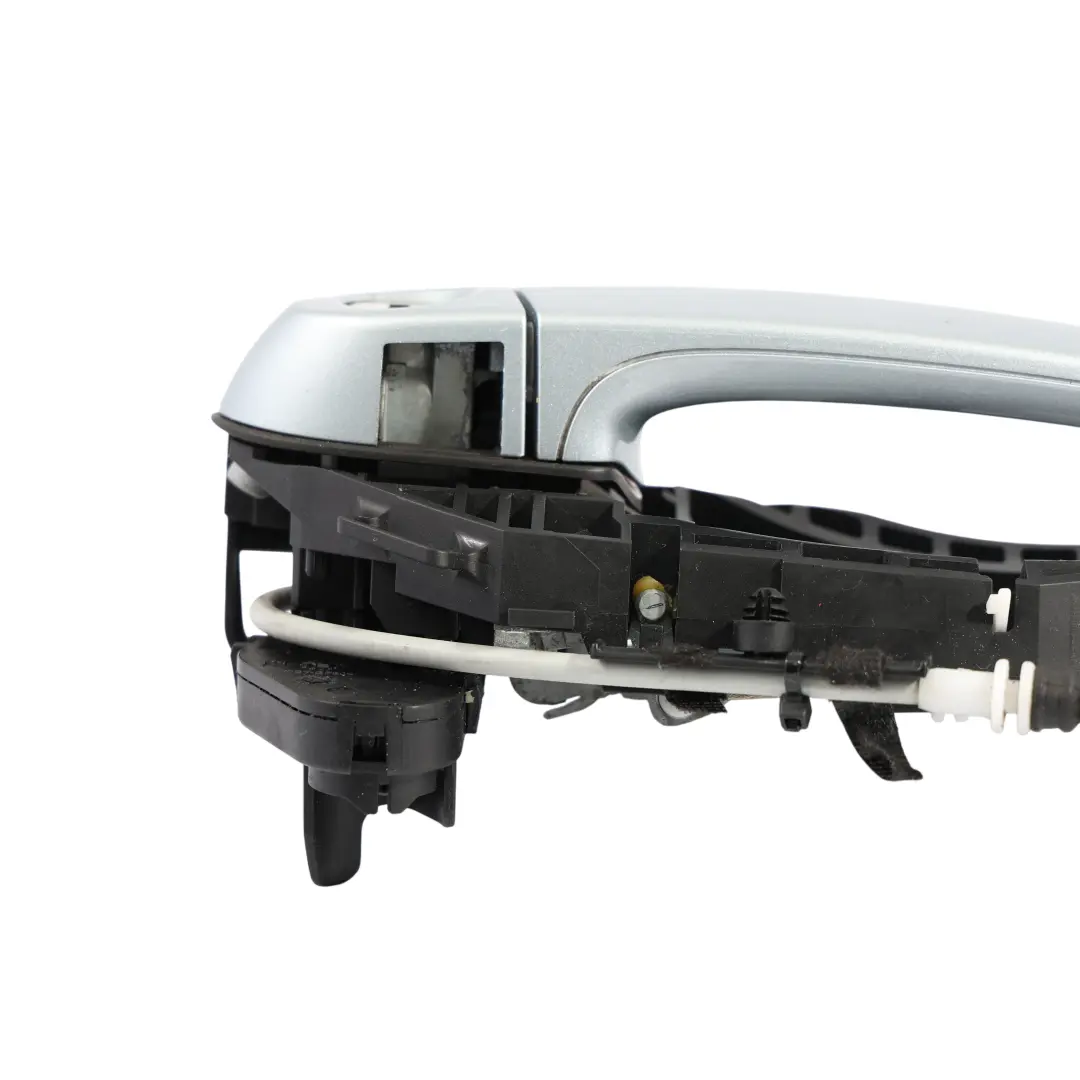 Grab Handle Front Right O/S Door Silverstone II Metallic - A29 to BMW F32 F82 M4 with Part number 7290116 BMW F32 F82 M4 Grab Handle Front Right O/S Door Silverstone II Metallic - A29 - SKU RHD-7290116-SIL - Part number 7290116